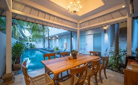 Room&Vespa 4 - Central Seminyak Near Beach